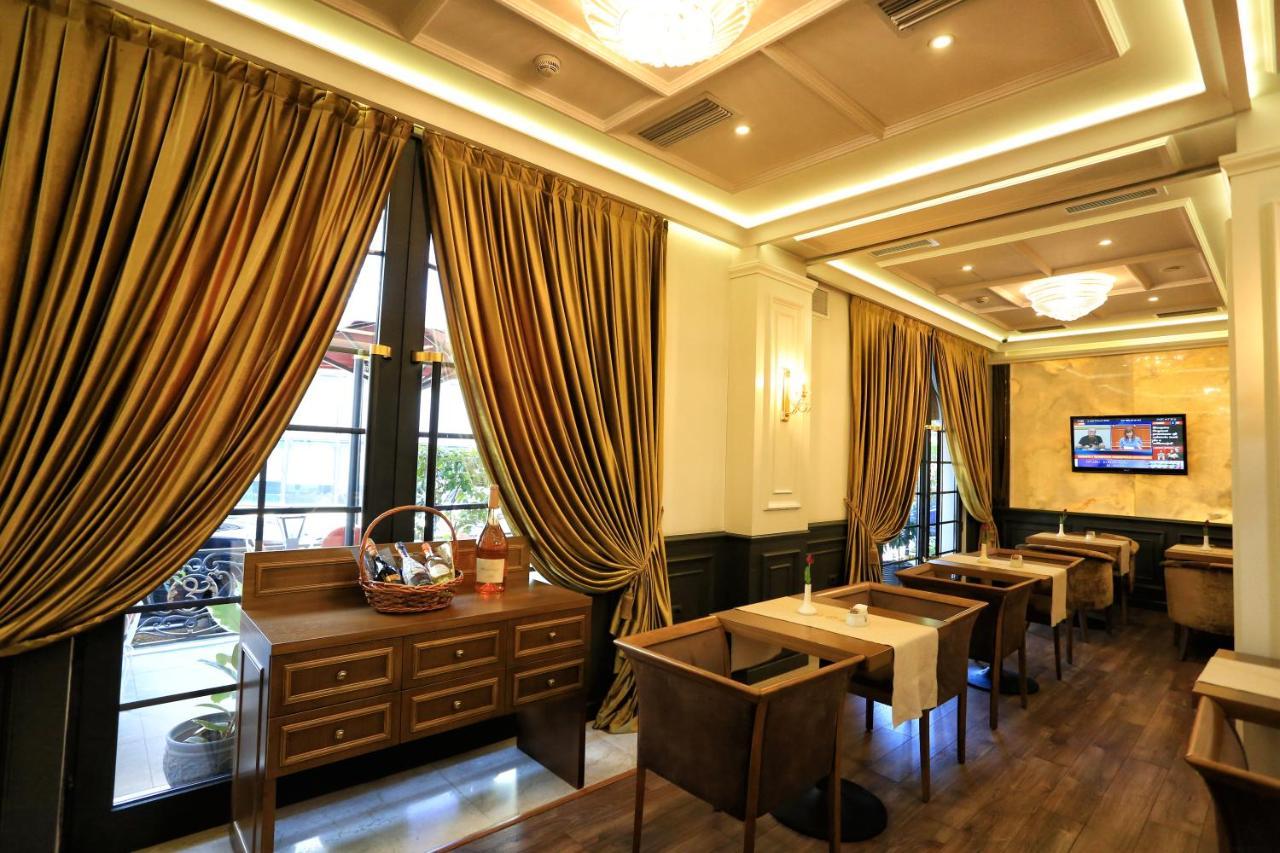 Eler Hotel ティラナ エクステリア 写真